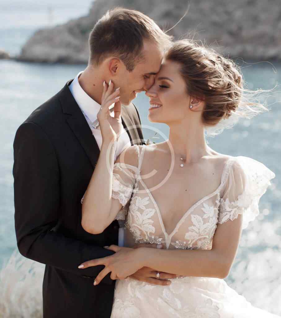Exceptional wedding venues: couple's giude 1 port 013 copyright